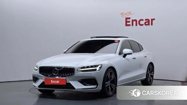 Volvo S60 3rd generation 2019 Белый из Кореи