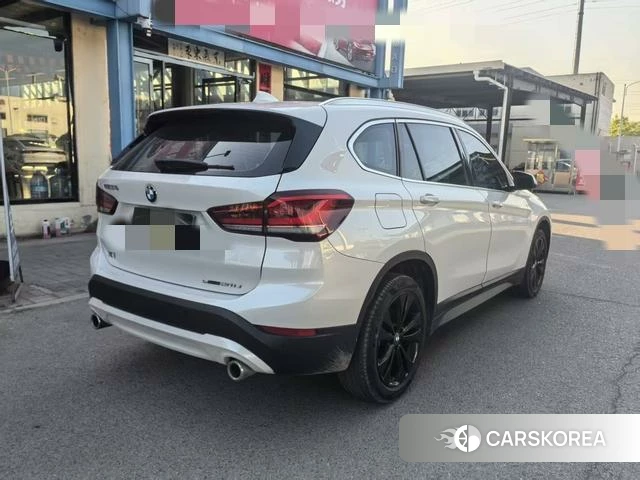 BMW X1 2021 Белый из Китая