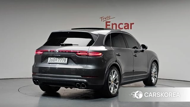 Porsche Cayenne (PO536) 2020 Серый из Кореи