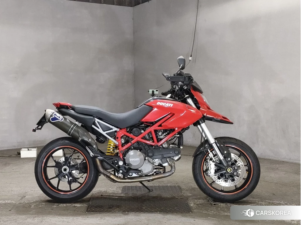 Проданный Ducati HYPERMOTARD 796 2011 из Японии
