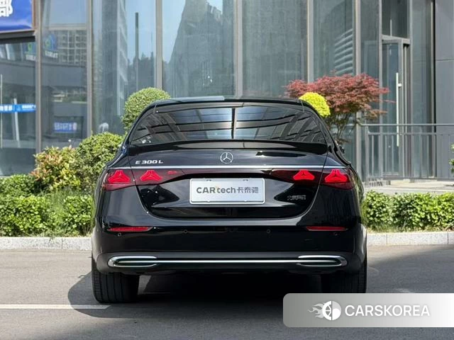 Mercedes-Benz E-class 2025 Черный из Китая