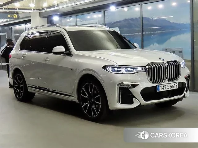BMW X7 (G07) 2021 Белый из Кореи