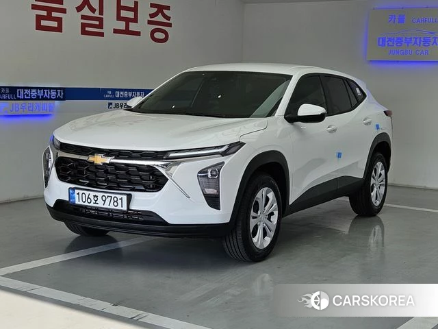 Chevrolet (GM Daewoo) Trax Crossover 2025 Белый из Кореи