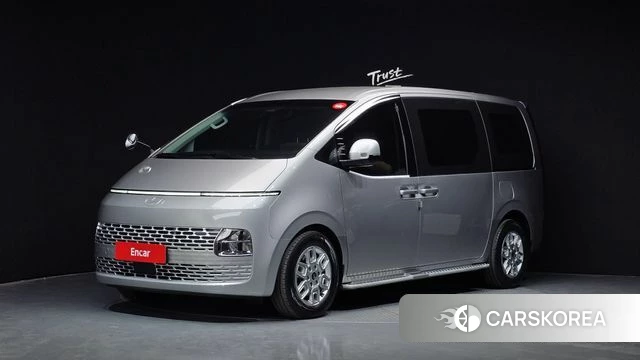 Hyundai Staria 2024 Серебряный из Кореи