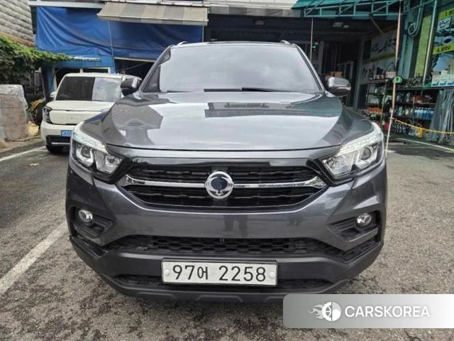 Ssangyong Rexton Sports 2018 Серый из Кореи