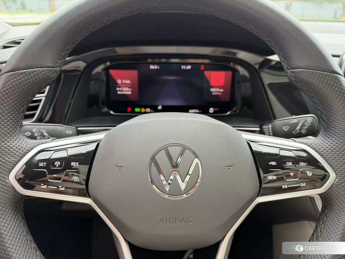 Volkswagen Tourang 2022 Черный из Китая
