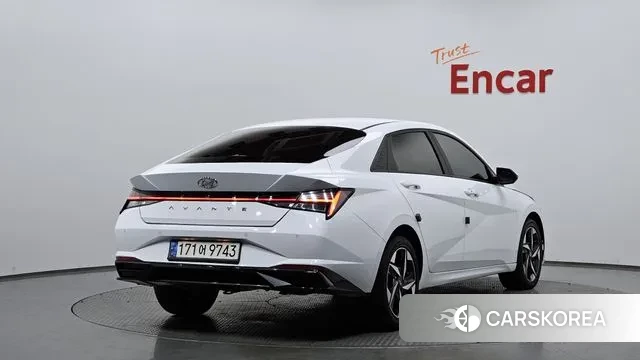 Hyundai Avante (CN7) 2021 Белый из Кореи