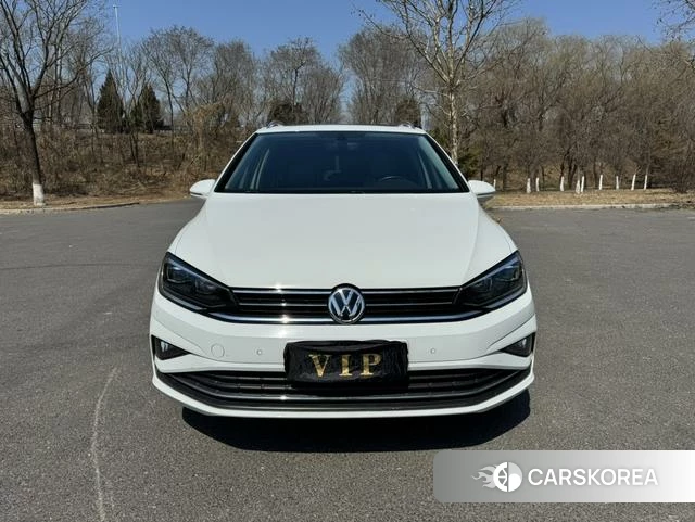 Volkswagen Golf*Jiayu 2019 Белый из Китая