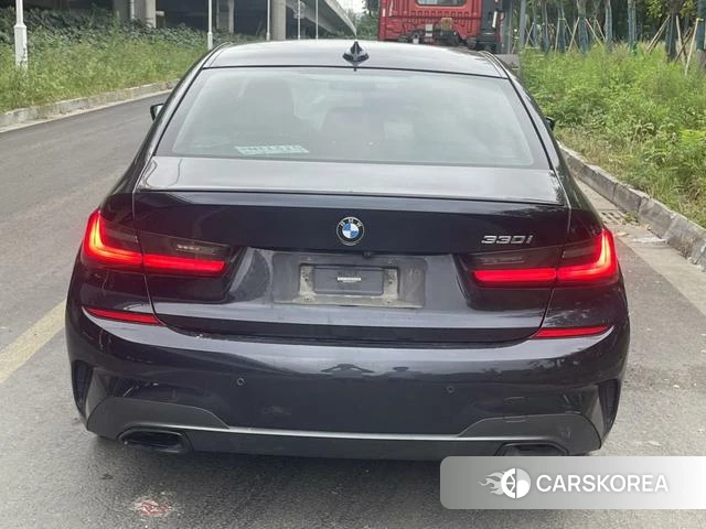 BMW 3 series 2022 Черный из Китая