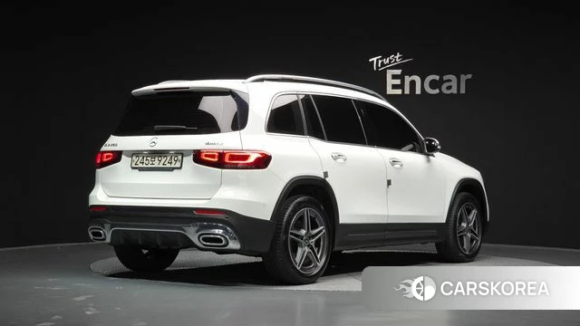 Mercedes-Benz GLB-Class X247 2022 Белый из Кореи