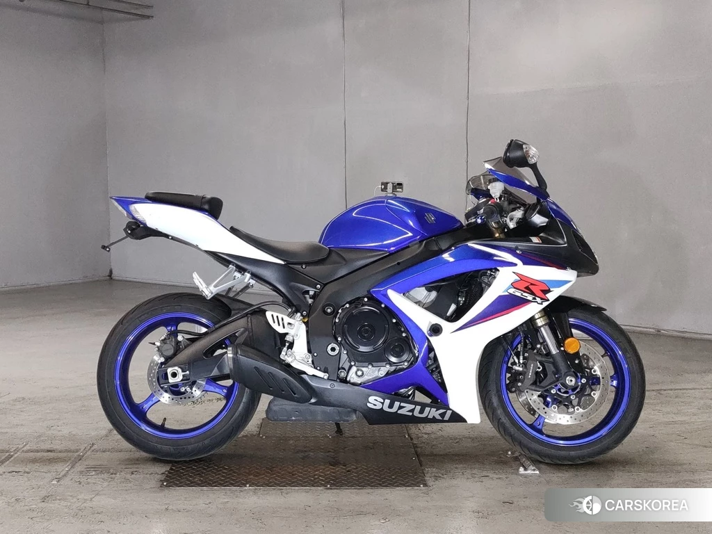 Проданный Suzuki GSX-R600 2016 из Японии