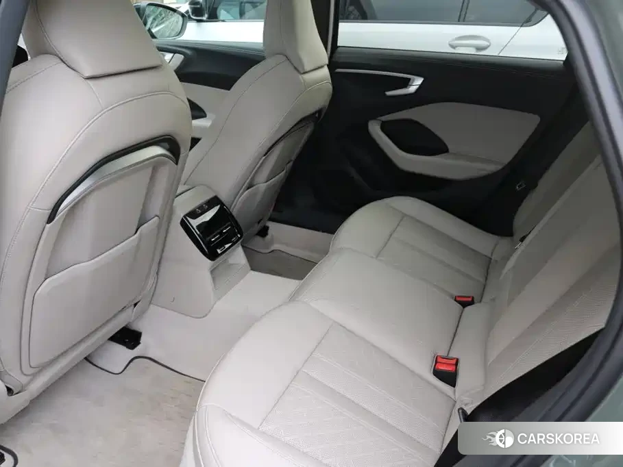 Audi A5L 2025 Зеленый из Китая