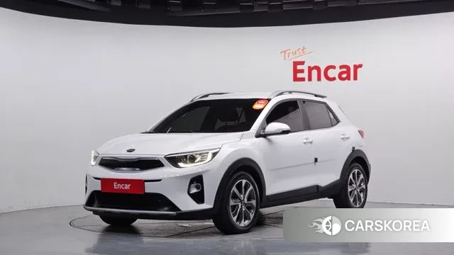 Kia Stonic 2018 Белый из Кореи