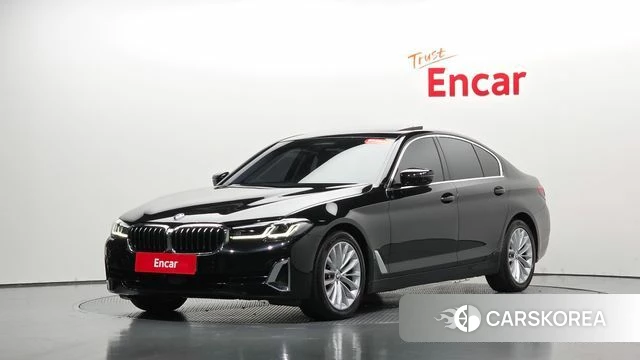BMW 5 Series (G30) 2023 Черный из Кореи