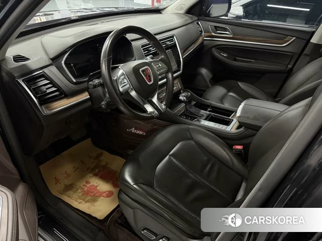 Roewe RX8 2018 Черный из Китая