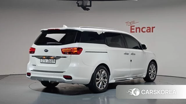 Kia The New Carnival 2019 Белый из Кореи
