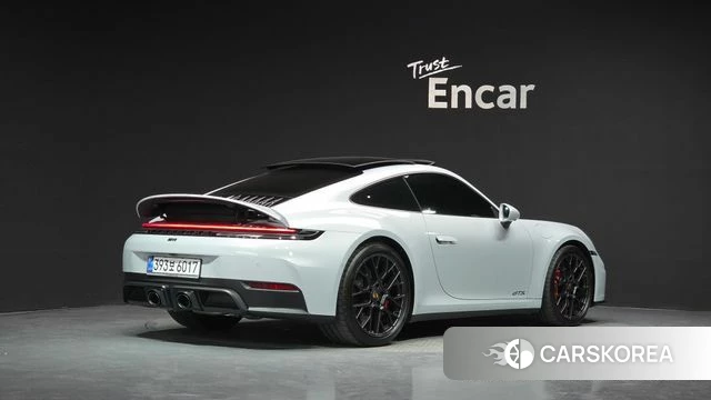 Porsche 911(992) 2025 Белый из Кореи