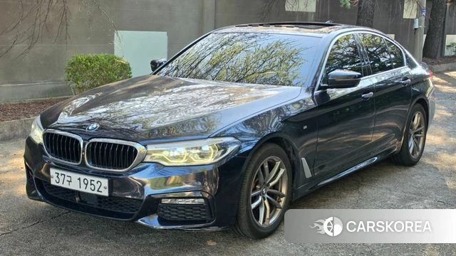 BMW 5 Series (G30) 2018 Синий из Кореи