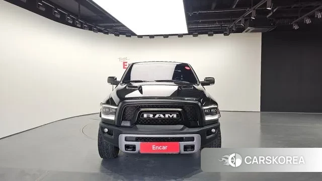 Dodge Lampicup 2018 Черный из Кореи