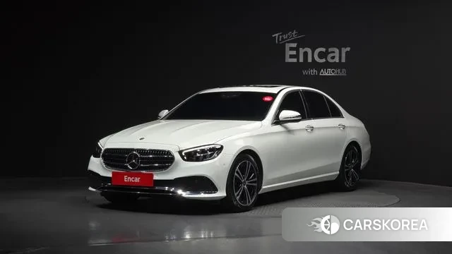 Mercedes-Benz E-Class W213 2021 Белый из Кореи