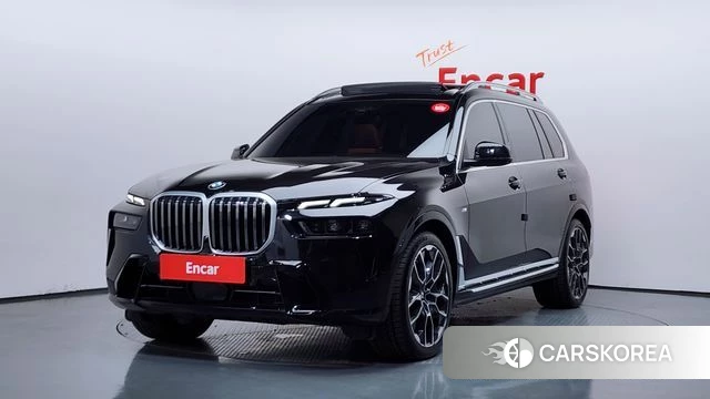 BMW X7 (G07) 2024 Черный из Кореи
