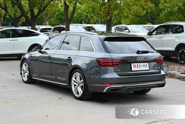Audi A4 (import) 2019 Темно-серый из Китая