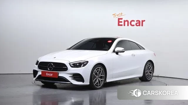 Mercedes-Benz E-Class W213 2022 Белый из Кореи