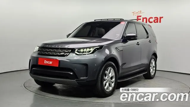 Land Rover Discovery 5 2018 Серый из Кореи