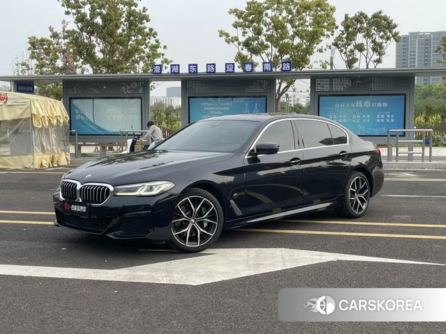 BMW 5 series 2022 Черный из Китая
