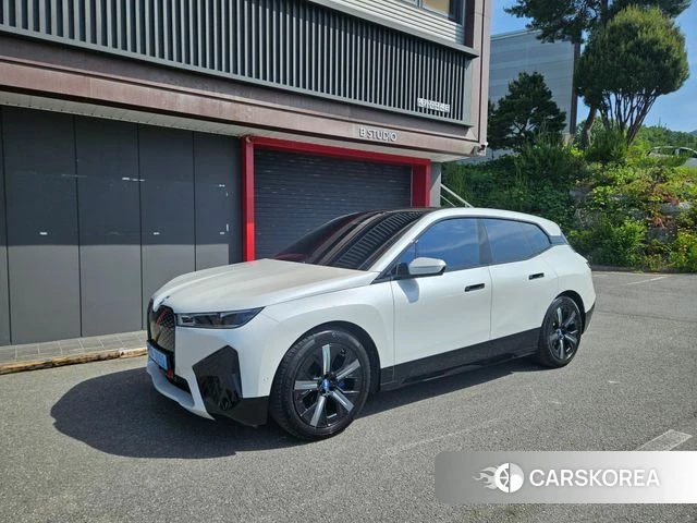 BMW iX 2023 Белый из Кореи