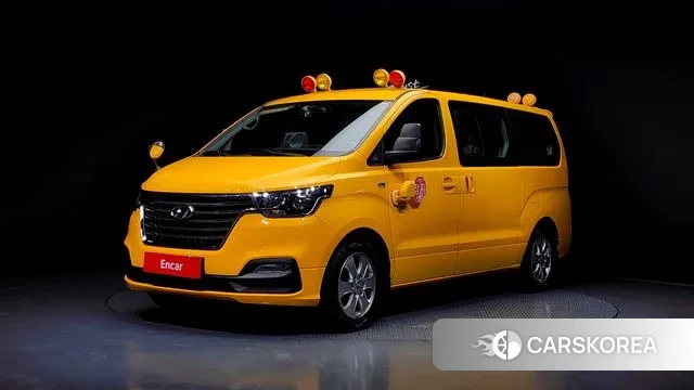 Hyundai The New Grand Starex 2018 Желтый из Кореи