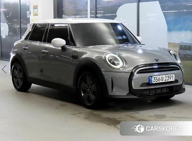 Mini Cooper 2022 Серебристо-серый из Кореи