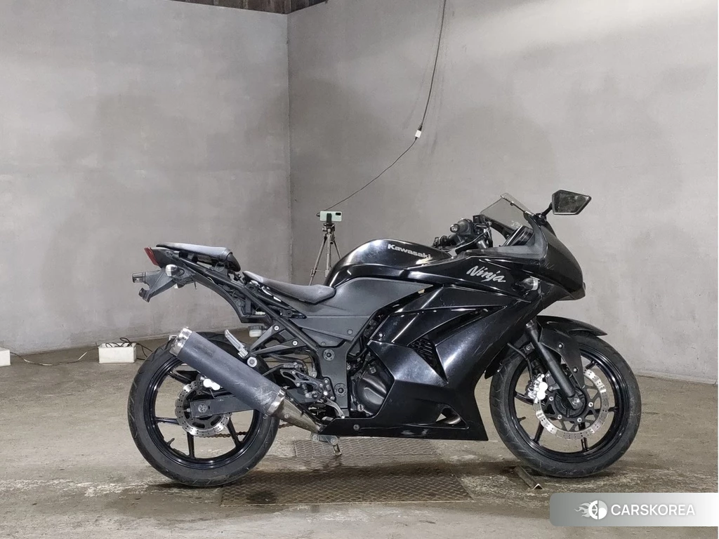 Проданный Kawasaki NINJA 250R id 4149126 из Японии