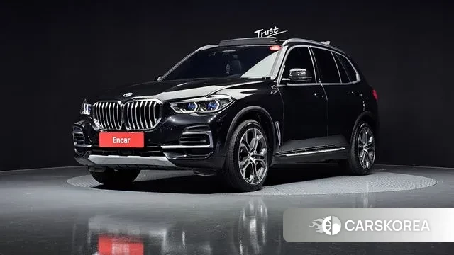 BMW X5 (G05) 2023 Черный из Кореи