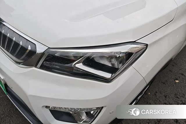 Chang'an CS15 EV 2018 Белый из Китая