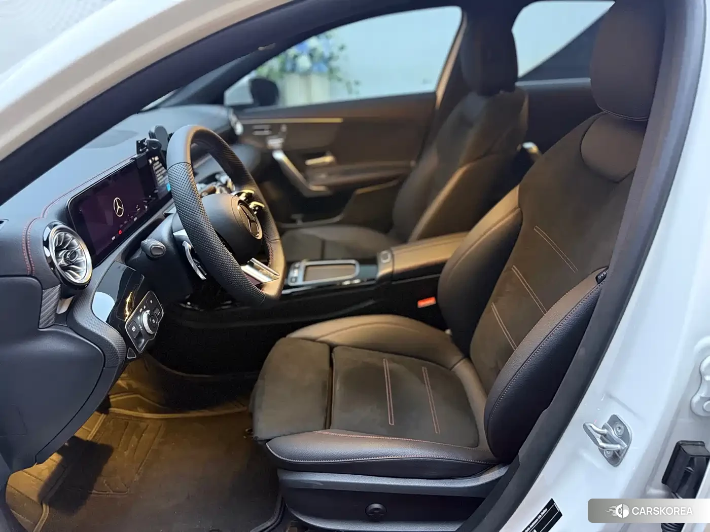 Mercedes-Benz A-Class 2026 Белый из Китая