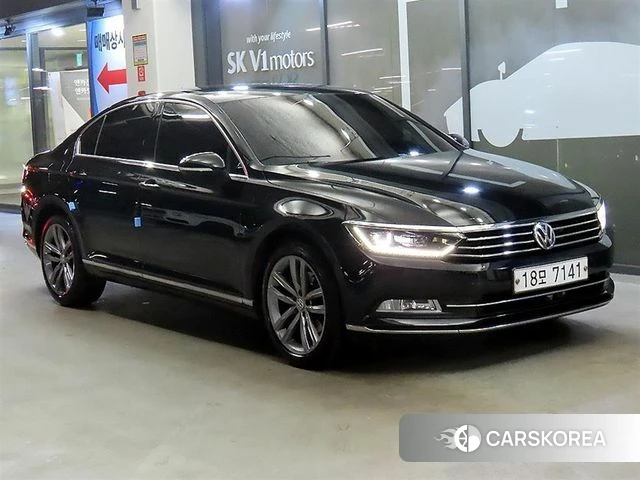 Volkswagen Passat GT (B8) 2018 Черный из Кореи