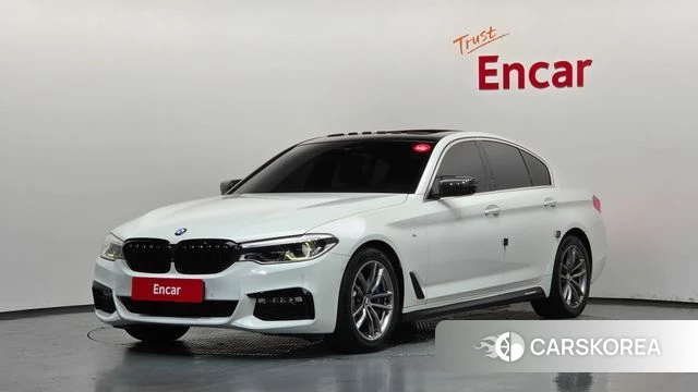 BMW 5 Series (G30) 2018 Белый из Кореи