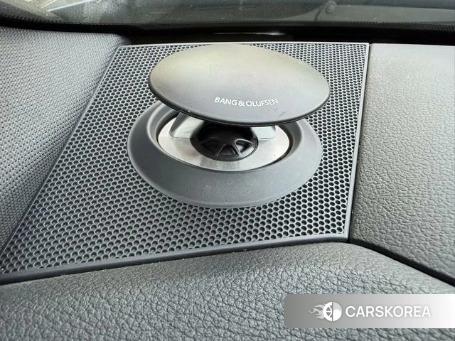 Audi A6L PHEV 2021 Темно-серый из Китая