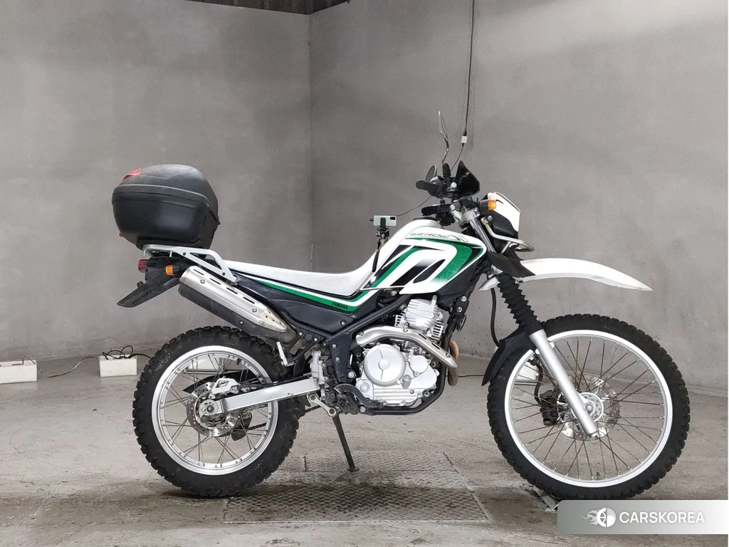 Проданный Yamaha SEROW 250 2011 из Японии