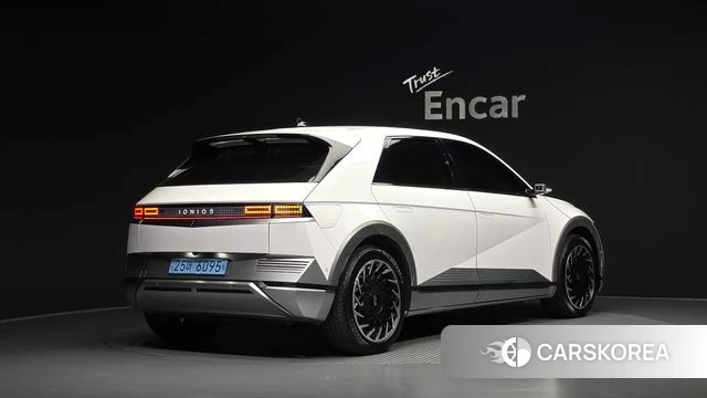 Hyundai Ionic 5 2022 Белый из Кореи