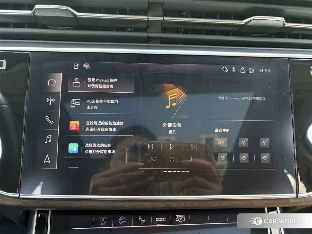 Audi Q7 2022 Черный из Китая