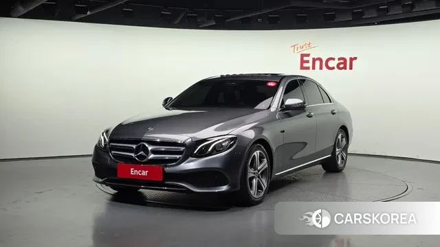 Mercedes-Benz E-Class W213 2019 Серый из Кореи