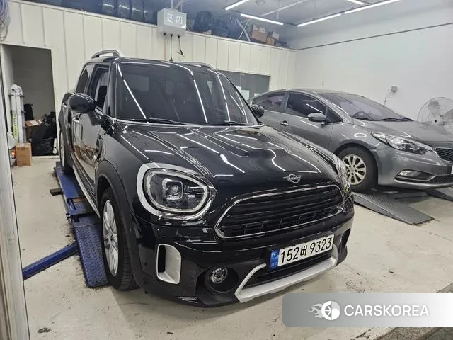 Mini Cooper Countryman 2022 Черный из Кореи