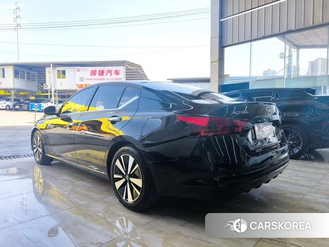 Nissan Teana 2022 Черный из Китая