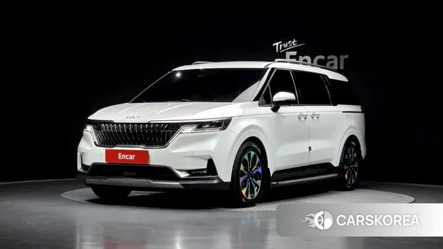 Kia Carnival 4th generation 2023 Белый из Кореи
