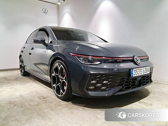 Volkswagen Golf 8th Generation 2025 Серый из Кореи