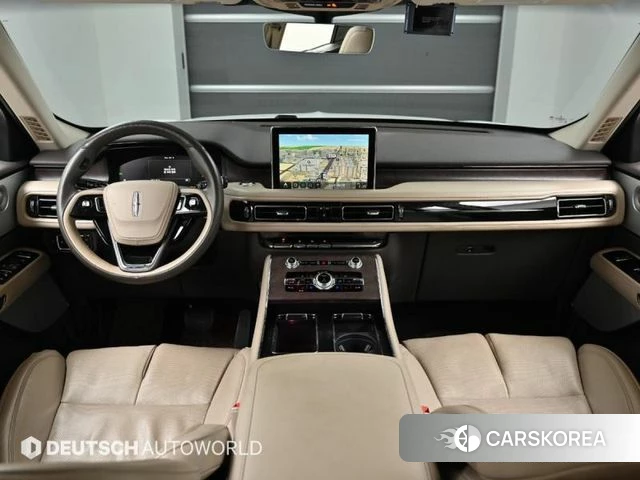 Lincoln Aviator 2nd generation 2021 Белый из Кореи