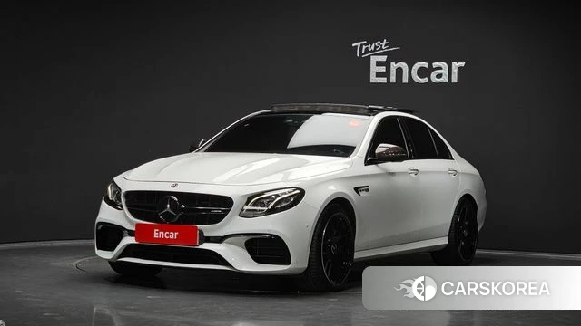 Mercedes-Benz E-Class W213 2018 Белый из Кореи