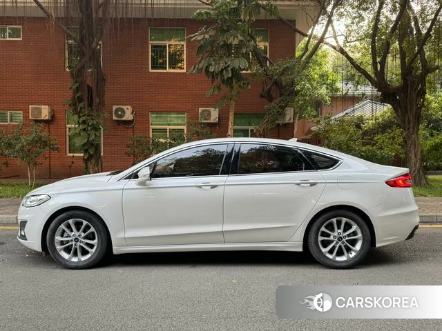 Ford Mondeo 2021 Белый из Китая